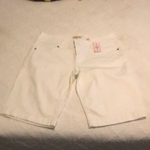 CAbi shorts